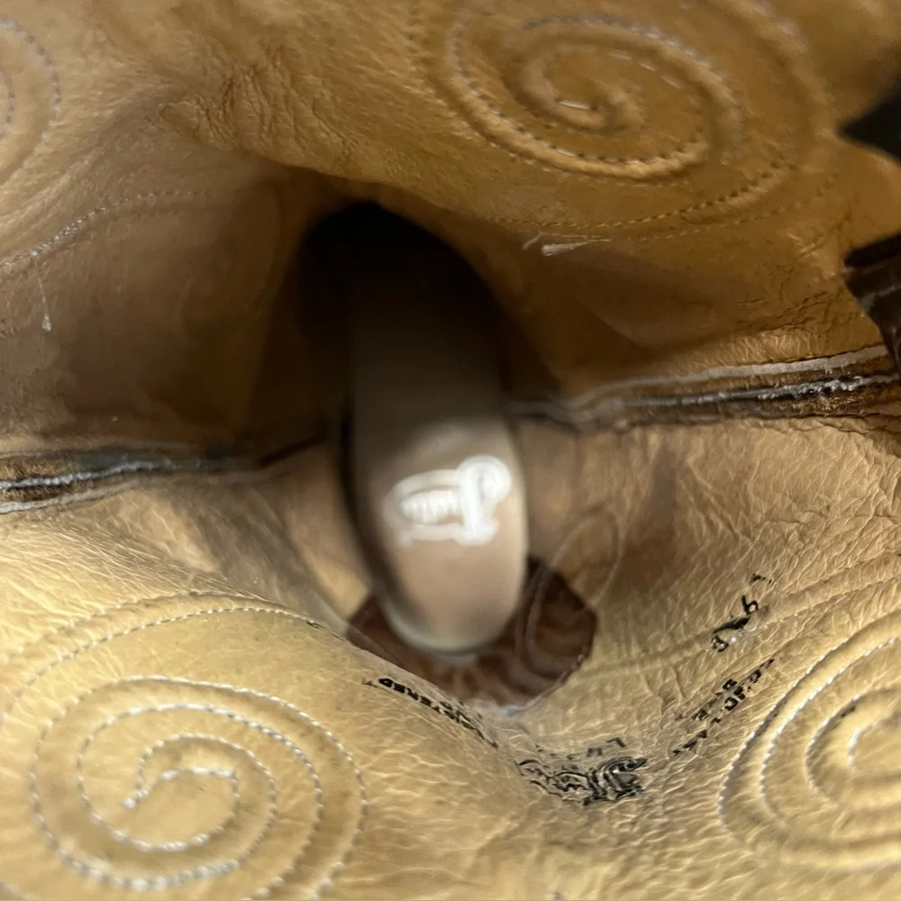 Justin Tan Damiana Boot - Picture 9 of 13